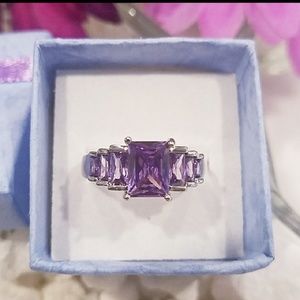 💎Beautiful purple fashion ring